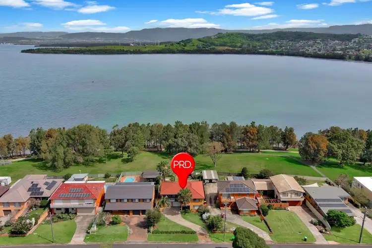27 Rushton Drive, Kanahooka NSW 2530