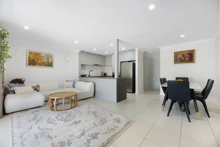 8/22 Yulia Street, Coombabah QLD 4216