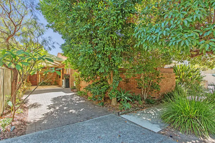 2/10 Lawrence Street, Como WA 6152