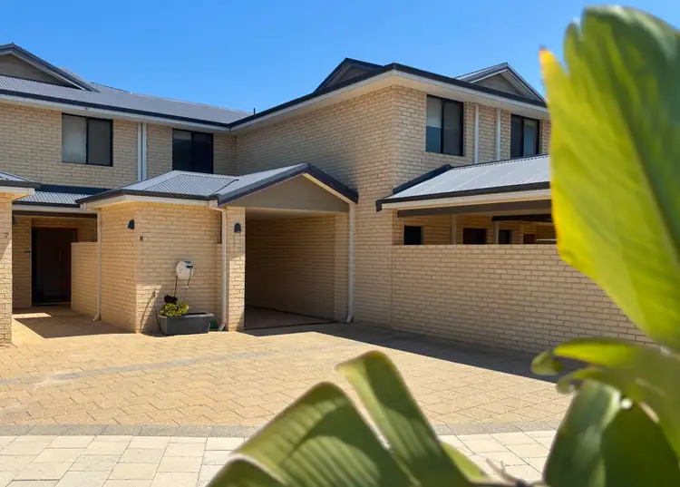 8/129 Point Leander Drive, Port Denison WA 6525