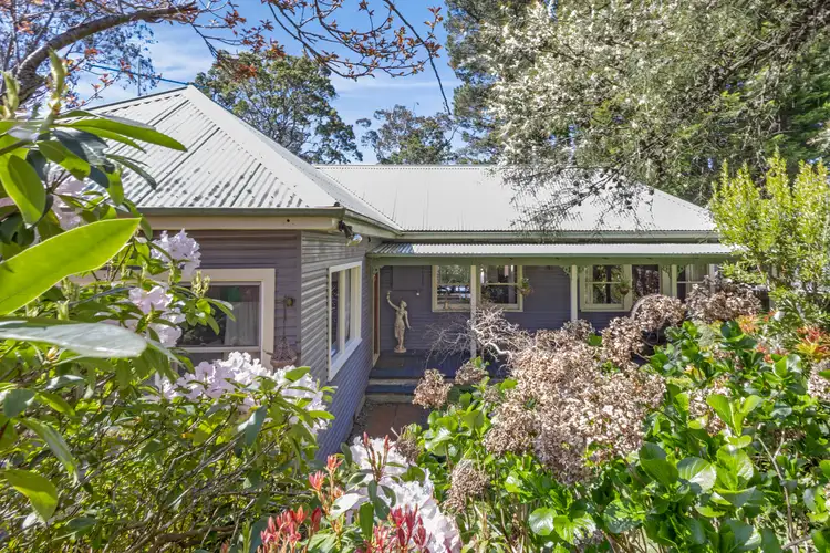 6 Heath Street, Blackheath NSW 2785