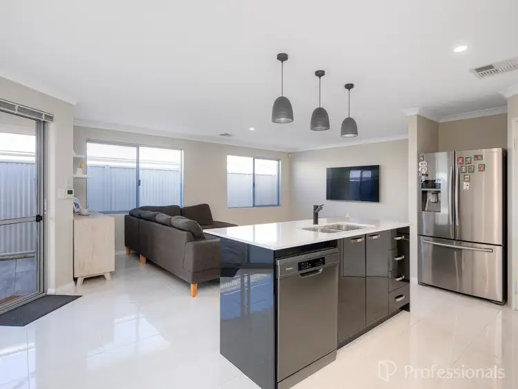 Fifth view of Homely house listing, 147 Hawksbill Drive, Alkimos WA 6038