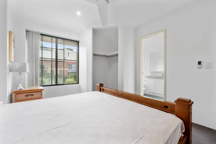 Seventh view of Homely villa listing, 8/28 Holmesdale Road, Woodbridge WA 6056