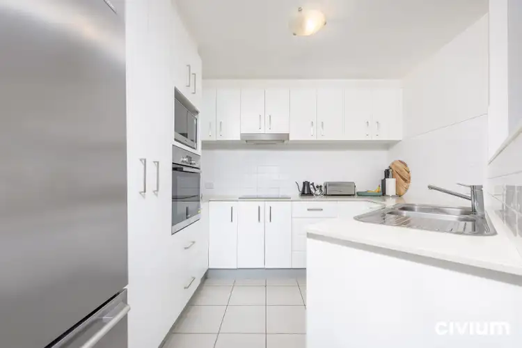 Fourth view of Homely apartment listing, 17/6 Cunningham Street, Griffith ACT 2603