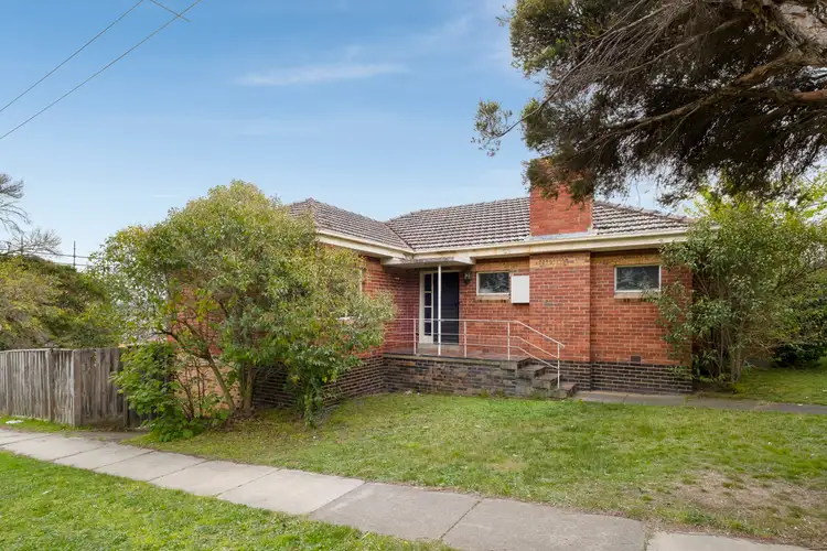 136 Maud Street