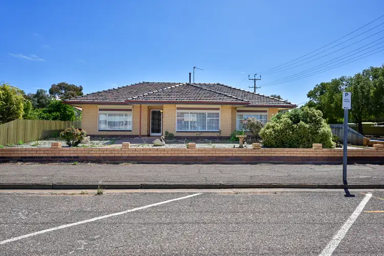 50 First Street, Quorn SA 5433