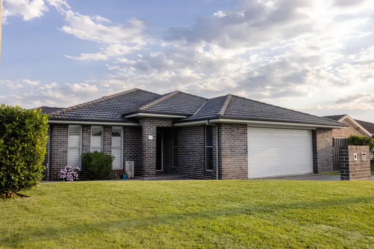 17 Mclennan Street, Taree NSW 2430