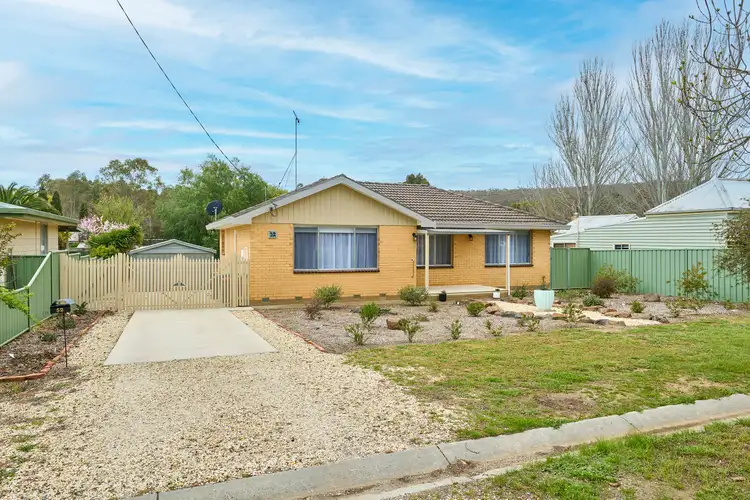 52 Wright Street, Heathcote VIC 3523
