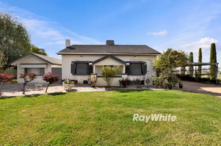 1674 Silver City Highway, Coomealla NSW 2717
