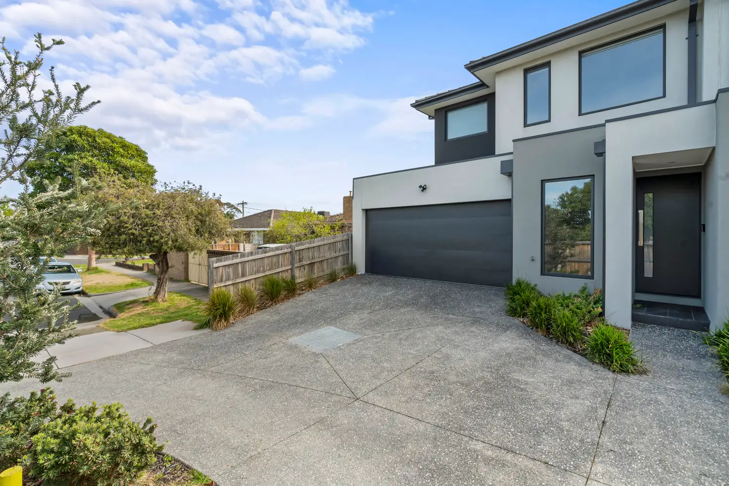 Main view of Homely townhouse listing, 1/207 Centre Dandenong Road, Cheltenham VIC 3192