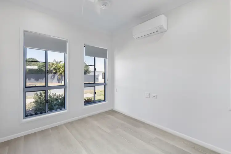 Fifth view of Homely house listing, 2 Henley Close, Blacks Beach QLD 4740