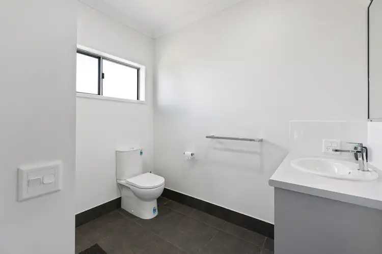 Seventh view of Homely house listing, 2 Henley Close, Blacks Beach QLD 4740