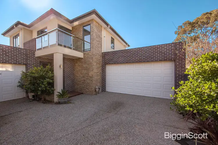 2/34 Westerfield Drive, Notting Hill VIC 3168