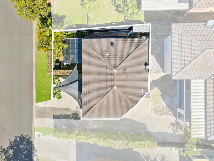 1/16 Thelma Avenue, Biggera Waters QLD 4216