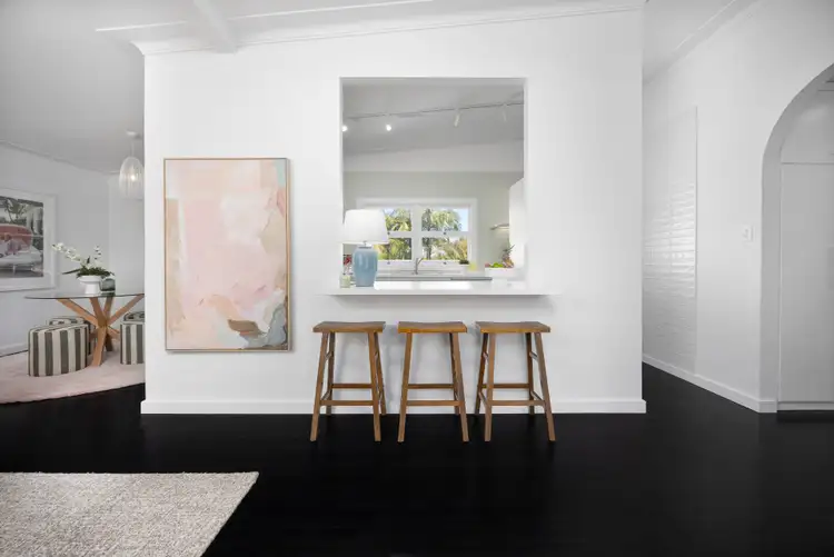 12 Second Avenue, Labrador QLD 4215