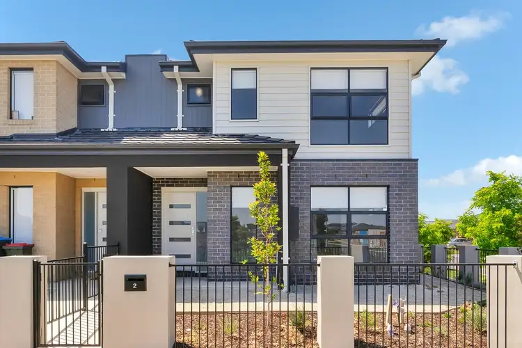 2 Fragrance Terrace, Manor Lakes VIC 3024