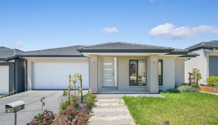 5 Gosfield Drive, Werribee VIC 3030