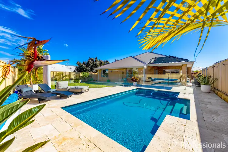 17 Hamelin Street, Two Rocks WA 6037
