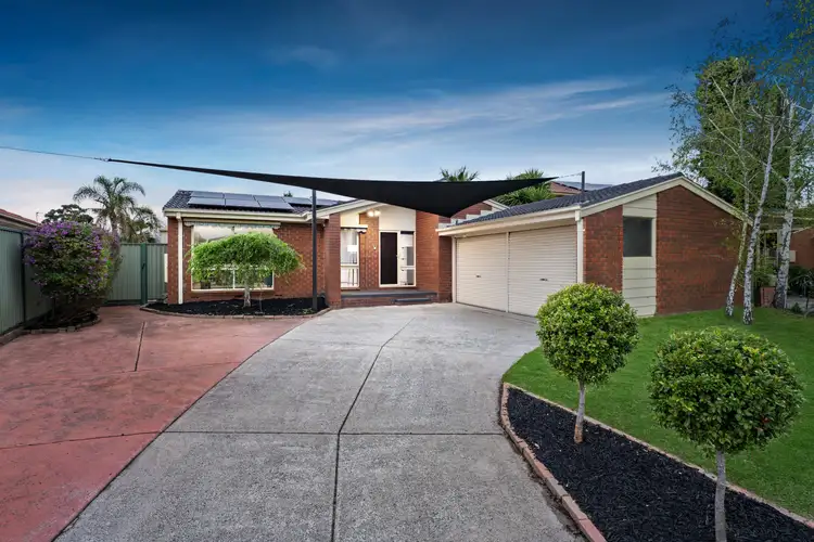 5 Rochelle Court, Wantirna South VIC 3152