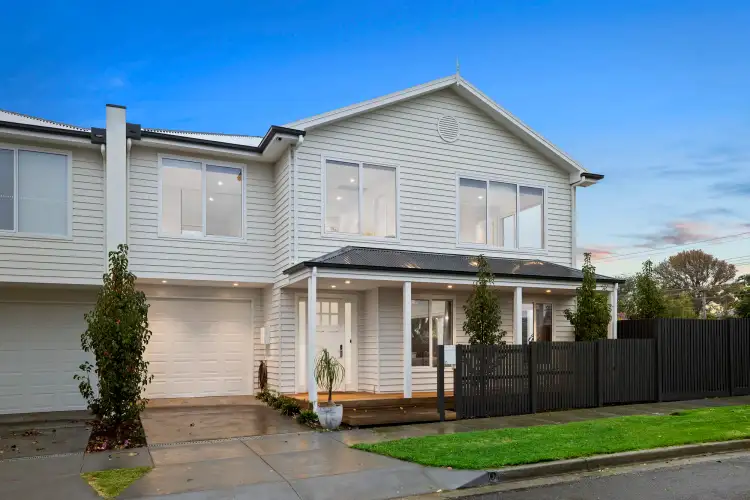 2A Walsh Avenue, Moorabbin VIC 3189