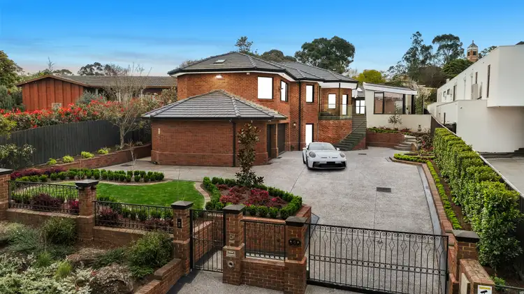 5 Halcyon Drive, Wheelers Hill VIC 3150