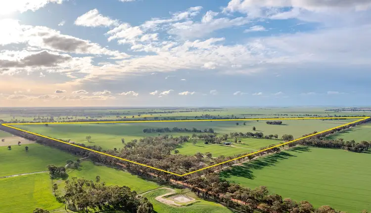 . Glenorchy-Banyena Road, Wal Wal VIC 3385
