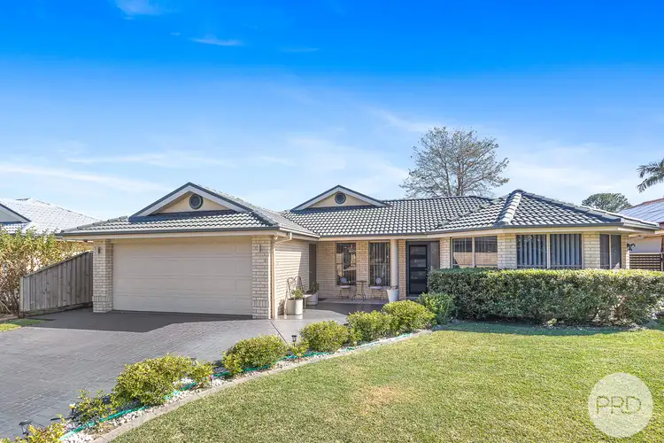 12 Settlers Way, Tea Gardens NSW 2324
