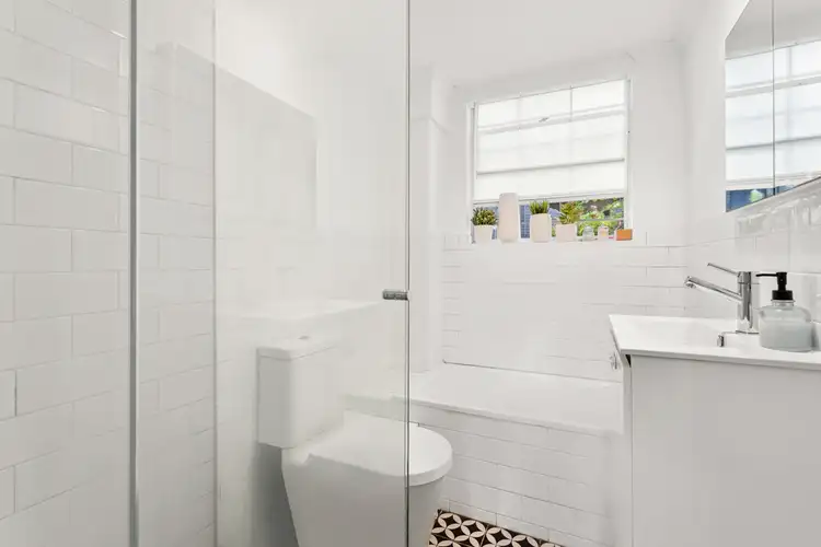 Fifth view of Homely apartment listing, 2/435-437 Old South Head Road, Rose Bay NSW 2029