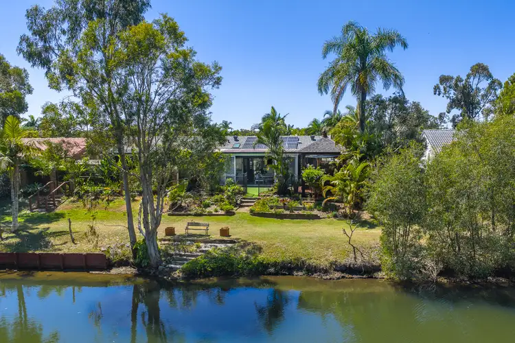 2/58 Kangaroo Avenue, Coombabah QLD 4216
