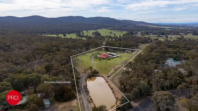 13 Gallagher Crescent, Wamboin NSW 2620