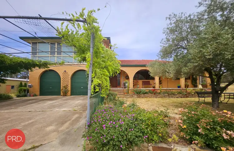 13 Gallagher Crescent, Wamboin NSW 2620