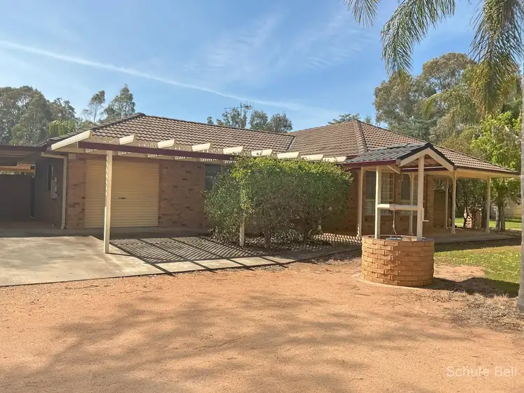 58 Warren Rd, Narromine NSW 2821