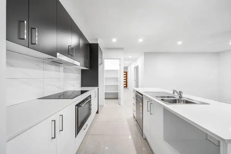 14 Warrego Drive, Pelican Waters QLD 4551