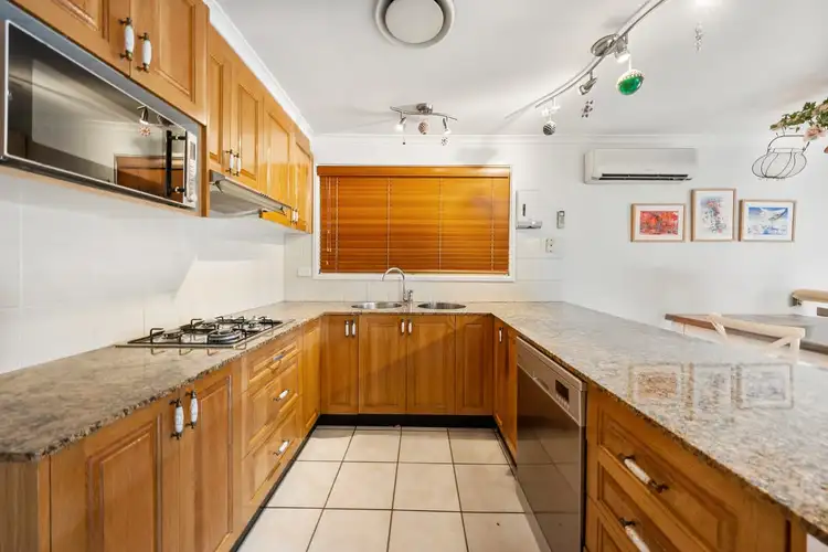 Fifth view of Homely house listing, 2 Garreffa Close, Edensor Park NSW 2176