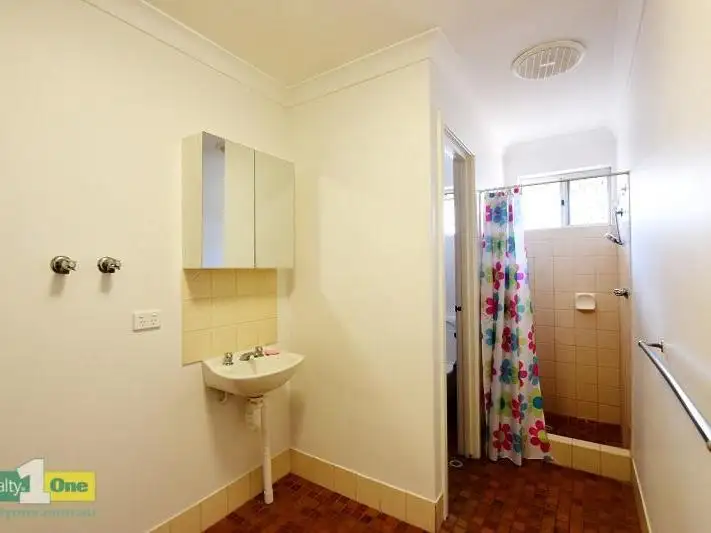 Fourth view of Homely villa listing, 1/156 Berwick Street, Victoria Park WA 6100