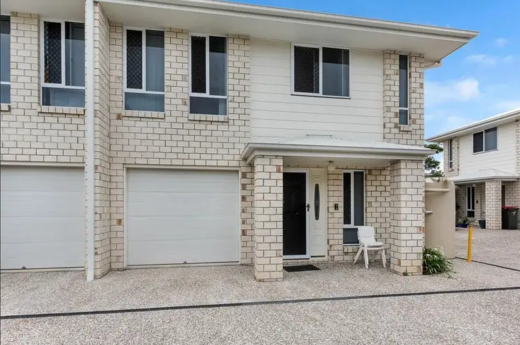 2/31 Mcaneny Street, Redcliffe QLD 4020
