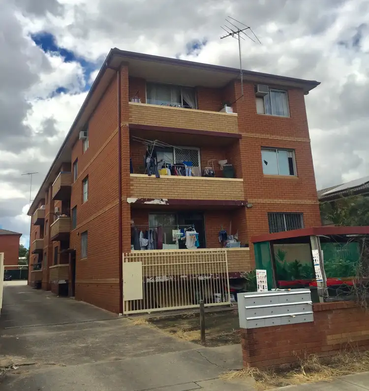 2/64 Cumberland Street, Cabramatta NSW 2166