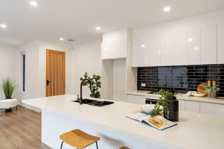 4/26 Hardy Avenue, Craigieburn VIC 3064