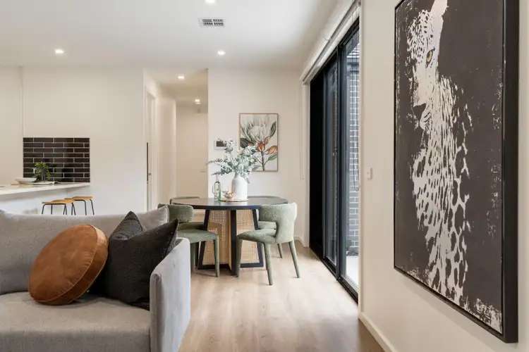 Sixth view of Homely apartment listing, 4/26 Hardy Avenue, Craigieburn VIC 3064