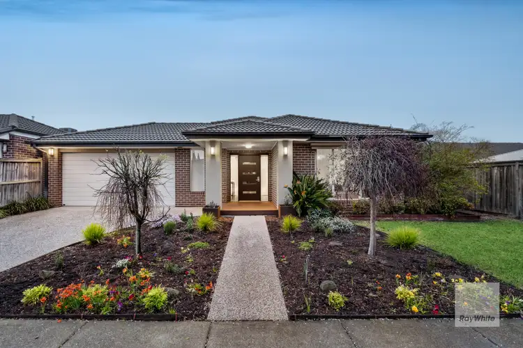 5 Cavenagh Terrace, Taylors Hill VIC 3037