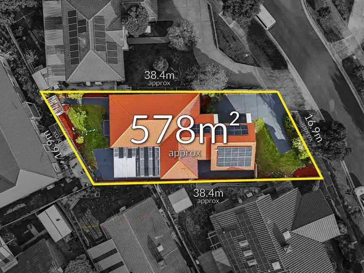 Second view of Homely house listing, 2 Forsyth Court, Narre Warren VIC 3805