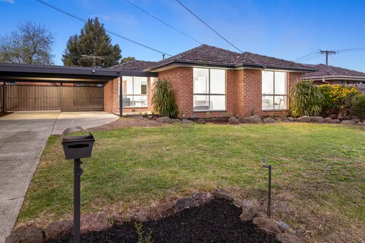 6 Allan Avenue, South Morang VIC 3752