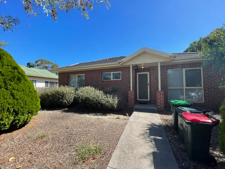 1/5 Crevelli Street, Reservoir VIC 3073