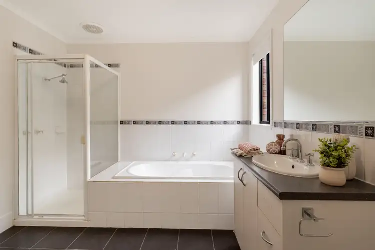 Sixth view of Homely house listing, 29 Chelsworth Loop, Craigieburn VIC 3064