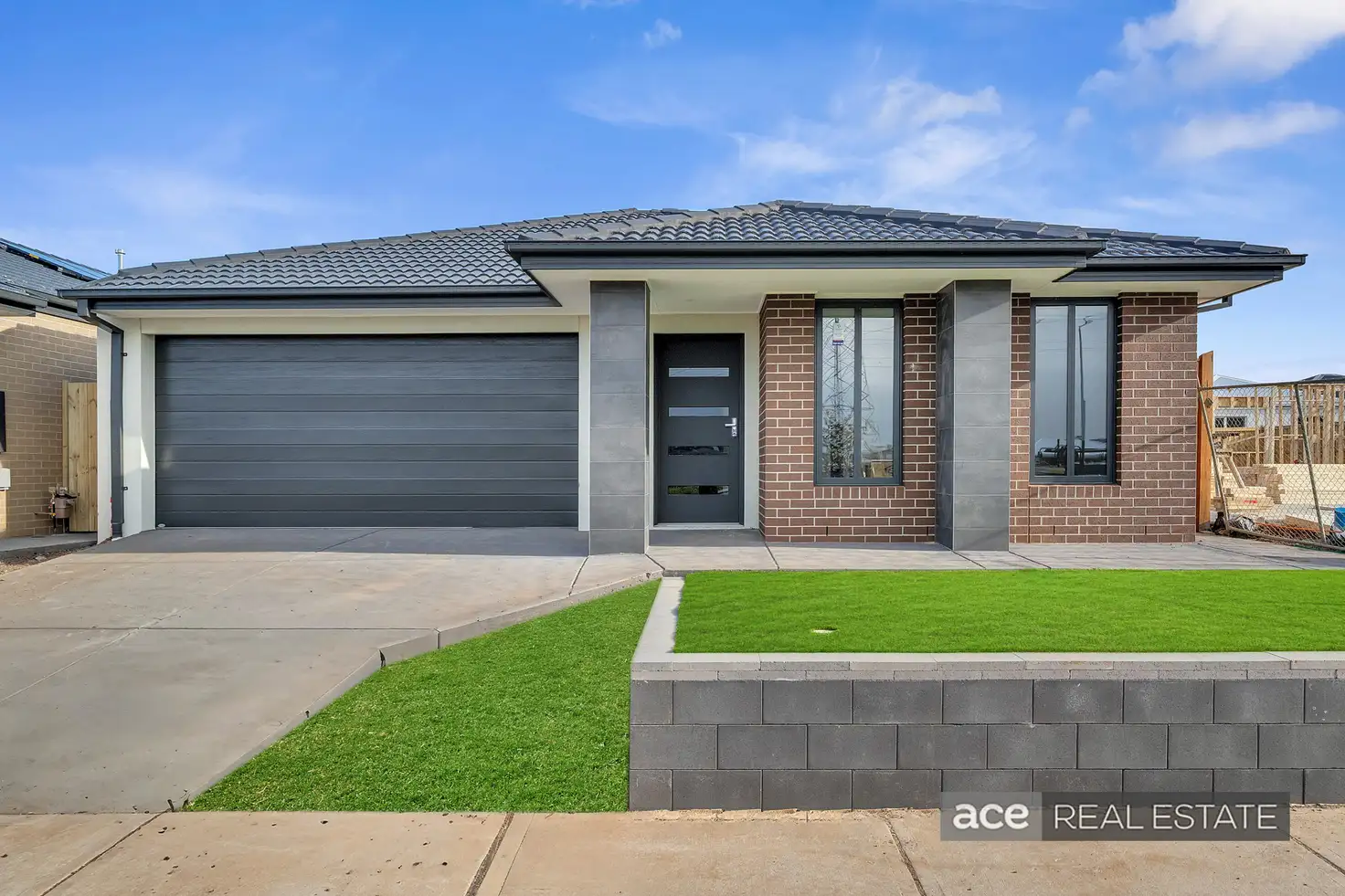 Main view of Homely house listing, 10 Glasgow Crescent, Tarneit VIC 3029