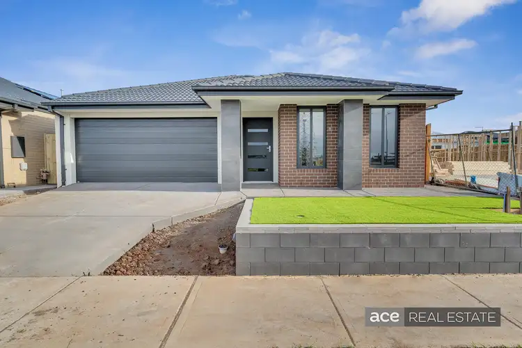 Second view of Homely house listing, 10 Glasgow Crescent, Tarneit VIC 3029