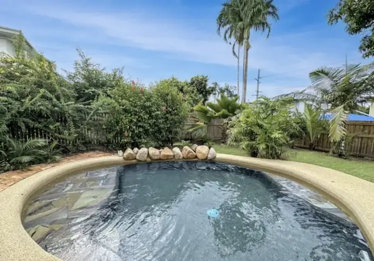 20 Nowland Avenue, Cranbrook QLD 4814