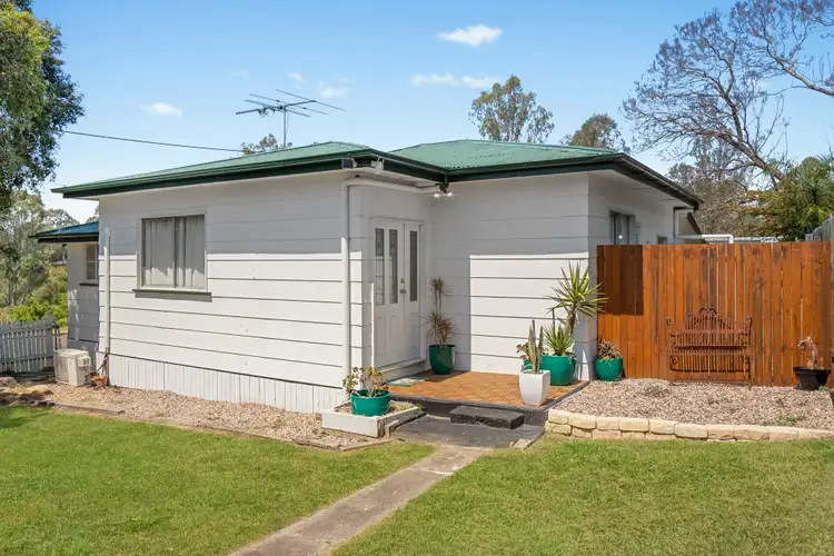 2 Woodford Street, One Mile QLD 4305