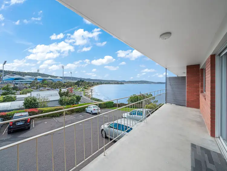 6/17 Chapman Street, Bellerive TAS 7018