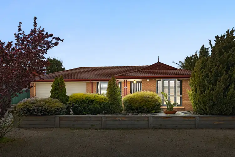 13 Tonelli Place, Burnside VIC 3023